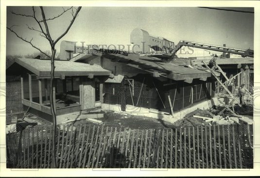 1986 Site of Castaway Restaurant and Lounge on Hudson River New York - Historic Images