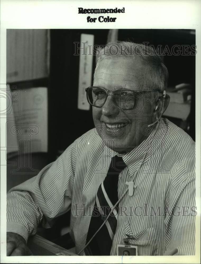 1992 Anthony Schmitz retires with 48 years at Albany, NY post office - Historic Images
