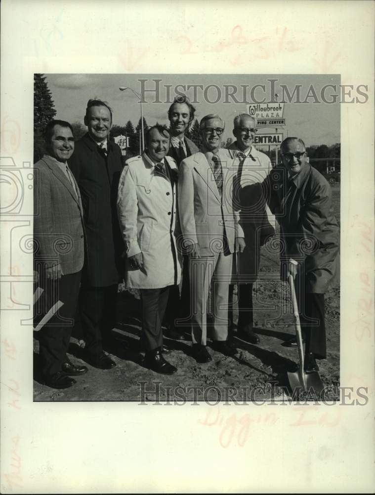 1972 Press Photo Groundbreaking for Schenectady Trust Company office in New York-Historic Images