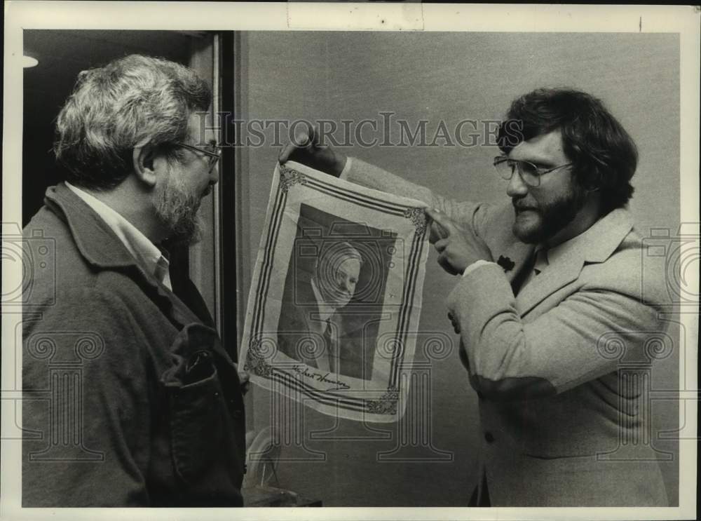 1984 Troy, NY collector shows off Herbert Hoover scarf at convention - Historic Images