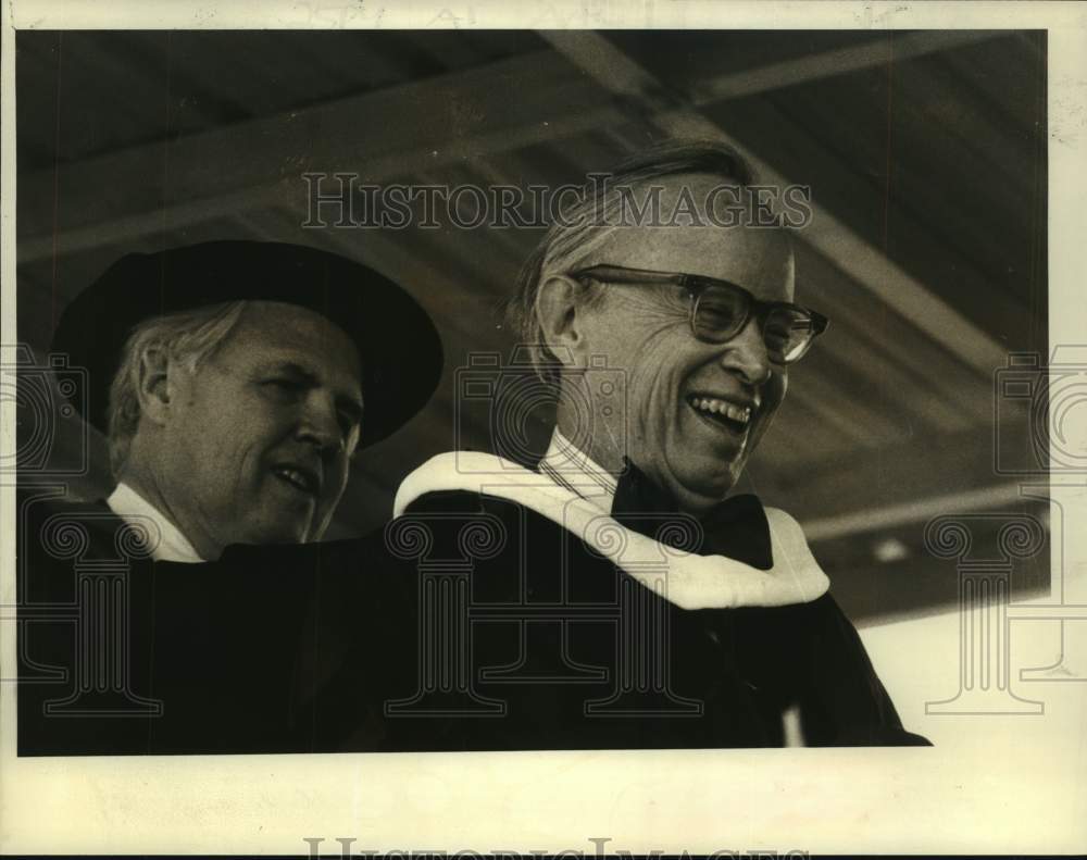 1984 Arthur Schlesinger receiving honorary degree from SUNYA staff - Historic Images