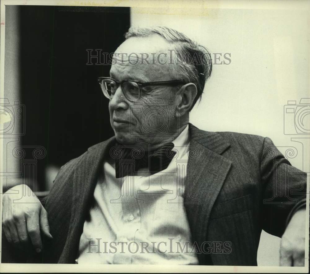 1982 Press PhotoArthur Schlesinger, Jr. speaking at event - Historic Images