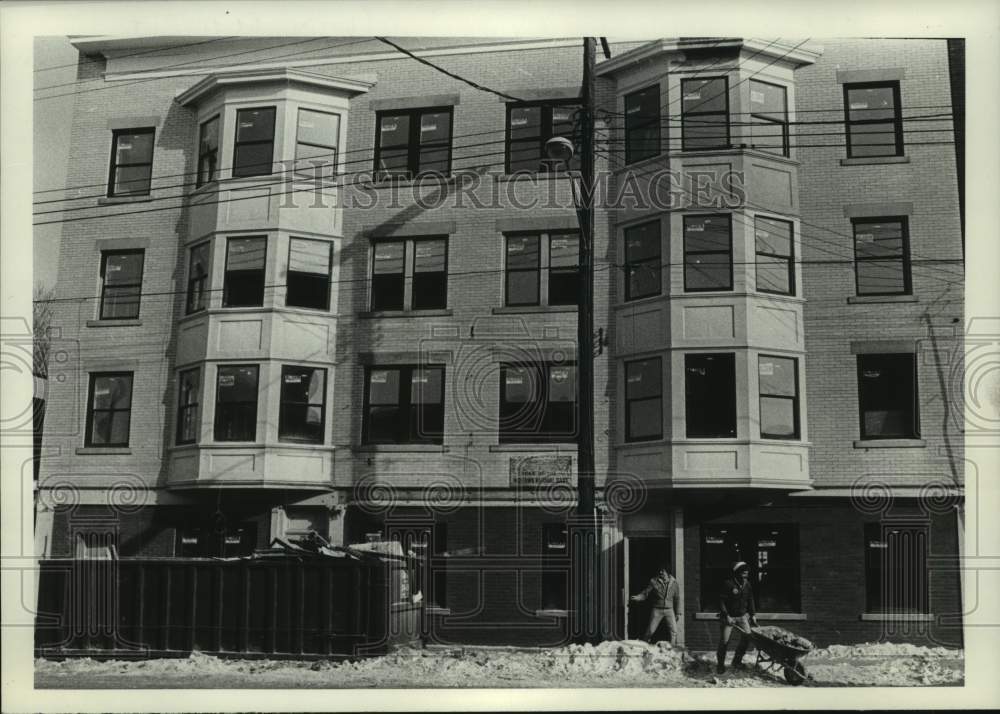 1982 Schenectady, NY building rehabilitated in urban renewal project - Historic Images