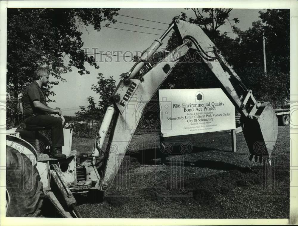 1990 Joe Merle breaks ground for new Schenectady, NY Visitor Center - Historic Images