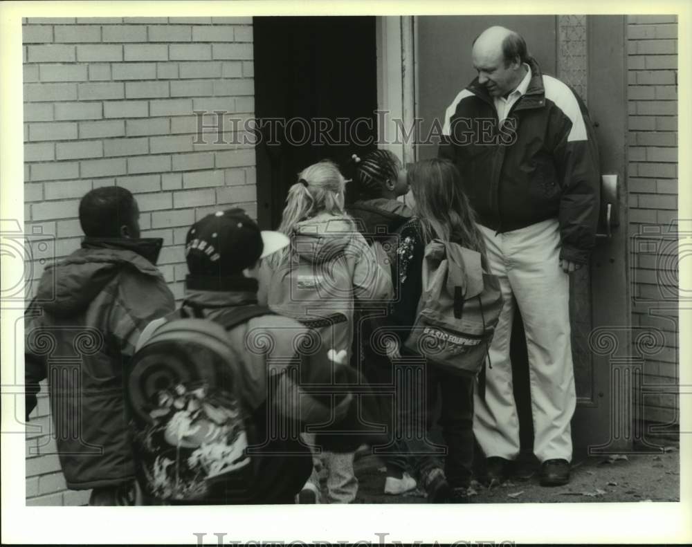 1993 Schenectady, NY Elmer Avenue School students line up to eat - Historic Images