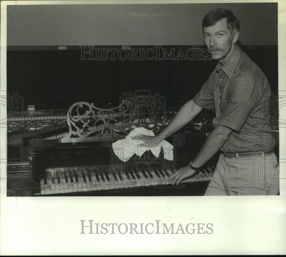 1991 New York State Museum, John Scherer, Curator of piano exhibit - Historic Images