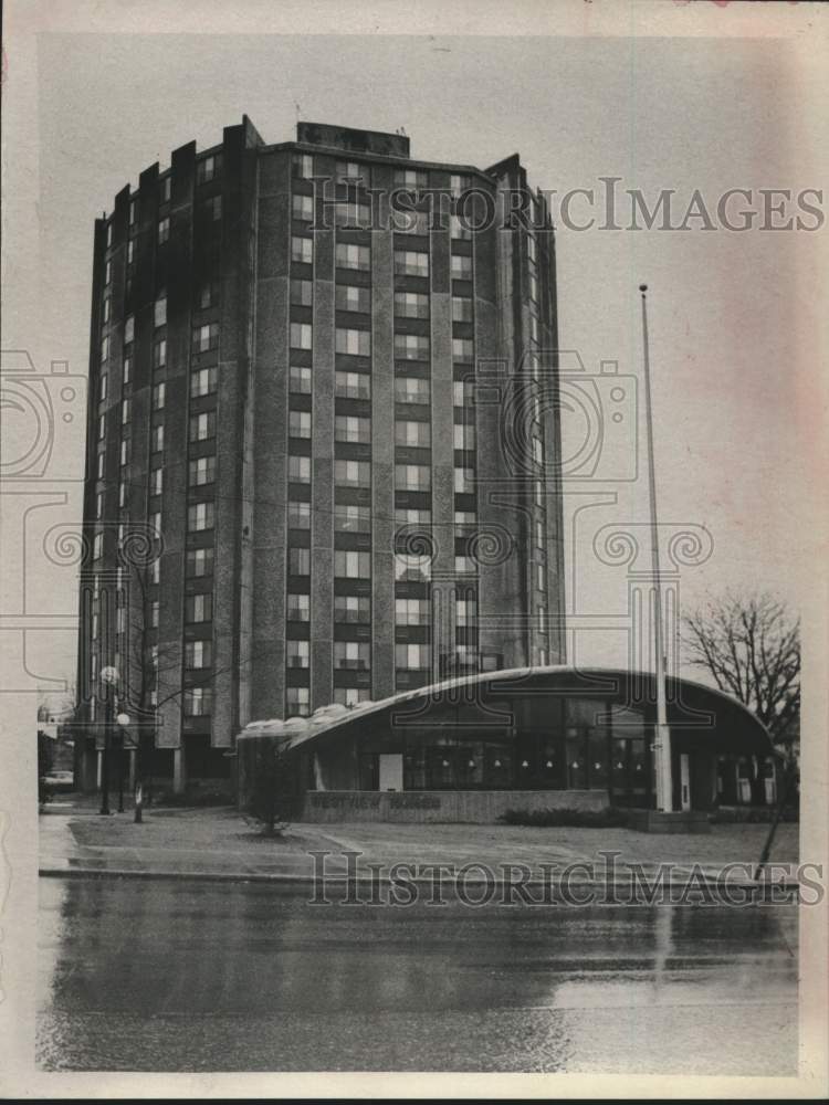 1975 Westview Homes picture of building on Central Avenue Albany, NY - Historic Images