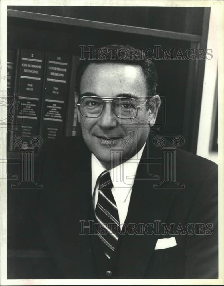 1982 Albany, New York Judge Leonard A. Weiss - Historic Images