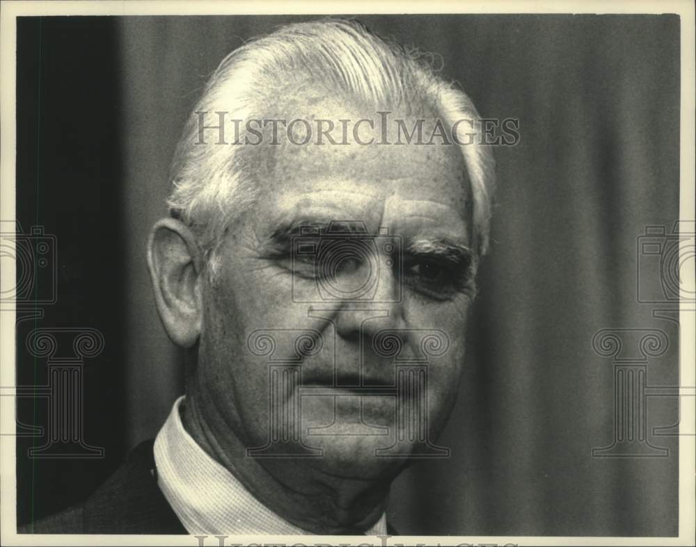 1983 General William Westmoreland speaks at Ulster Community College - Historic Images