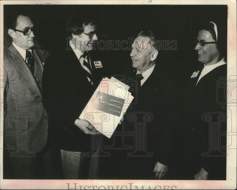 1979 Press Photo John Collison, Peter Noonan, &amp; Sister Mary Agnes in Albany, NY - Historic Images