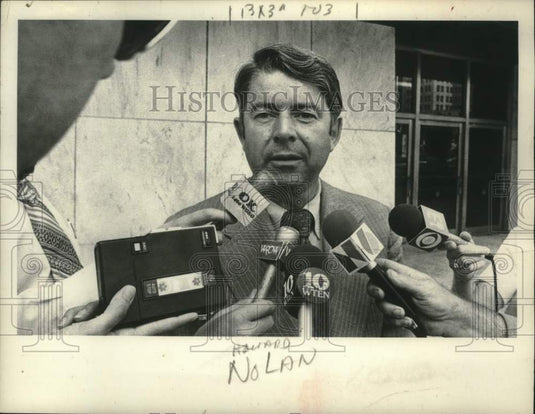 1979 Press Photo Senator Howard Nolan holds a press conference - tua14143 - Historic Images