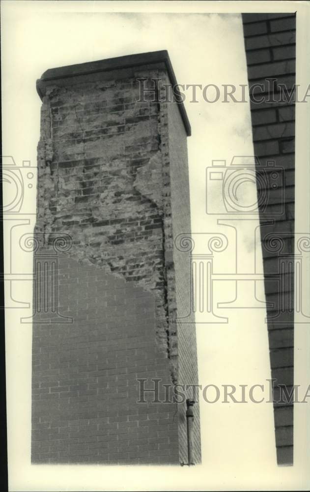 1983 Press Photo Chimney on Scotia, New York High School - tua14532 - Historic Images