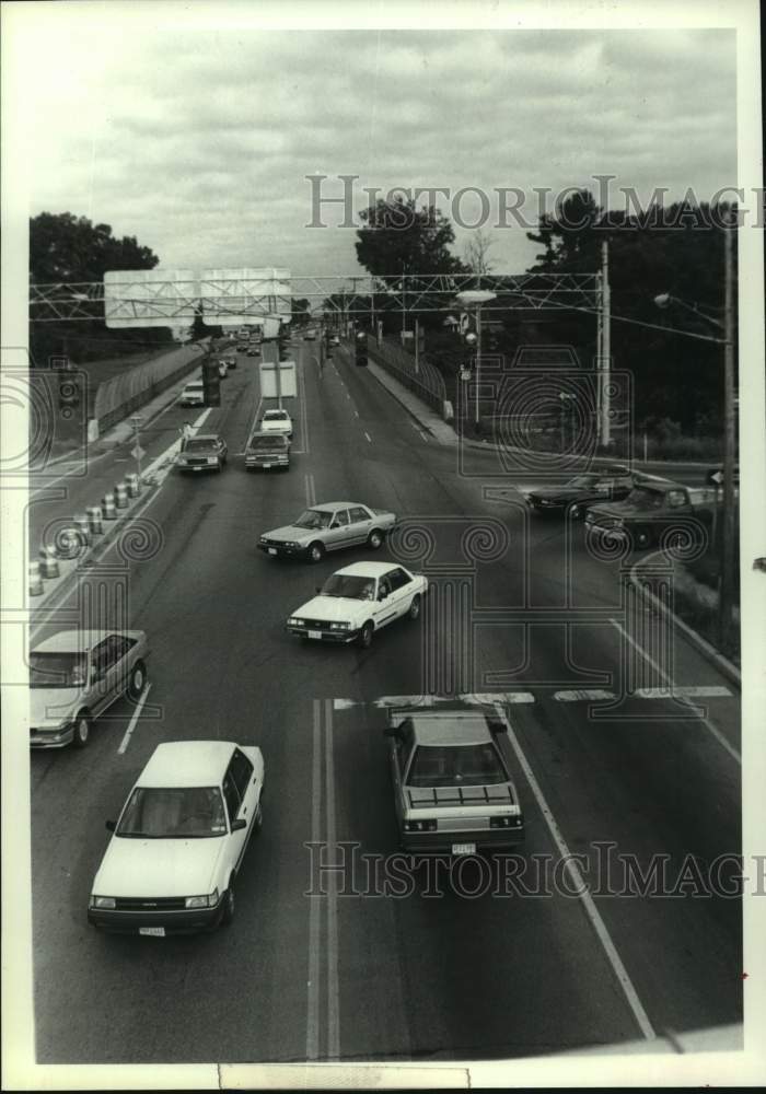 1987 Traffic at intersection of Route 20 & Northway, Albany, NY - Historic Images