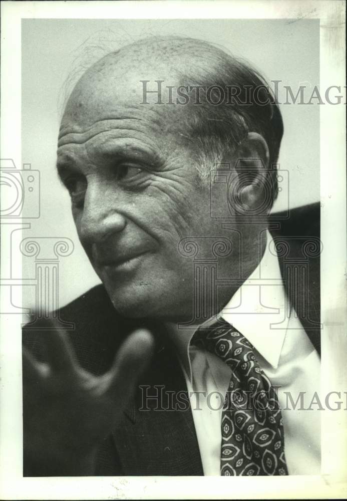 1992 Press Photo New York State Assembly Speaker Saul Weprin in Albany - Historic Images