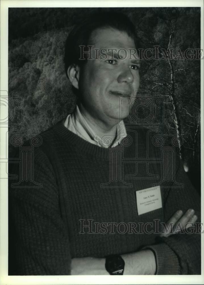 Press Photo Garry Nottis, Seismologist, at New York State Museum in Albany - Historic Images