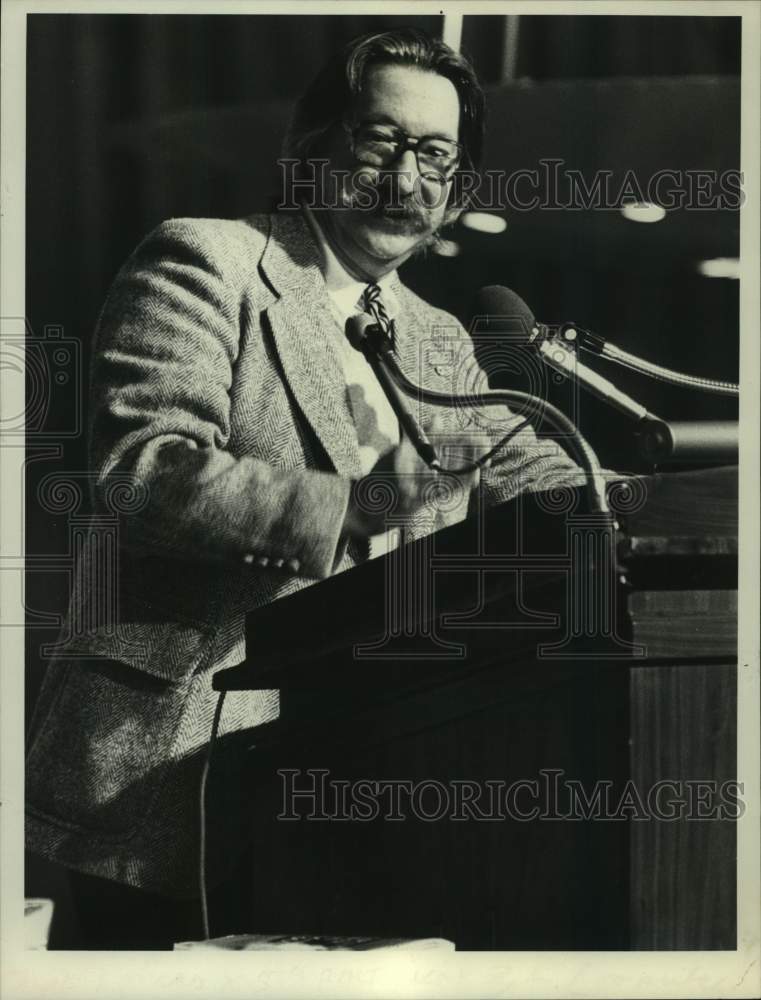 1979 Press Photo Dr. Joseph Weizenbaum, Computer Scientist, speaks in New York - Historic Images