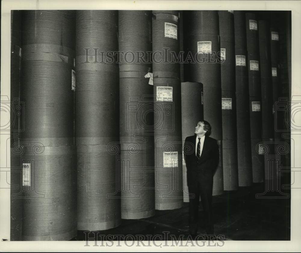 1989 Press Photo Christopher Gallagher, Assistant Vice President Sales/Marketing - Historic Images