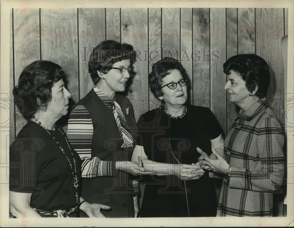 1969 Press Photo Members of New York State Nurses Association meet in Albany-Historic Images