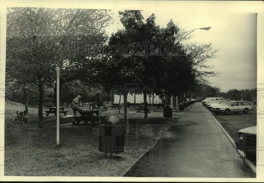 1986 Press Photo Interstate rest area in Clifton Park, New York - tua15367 - Historic Images