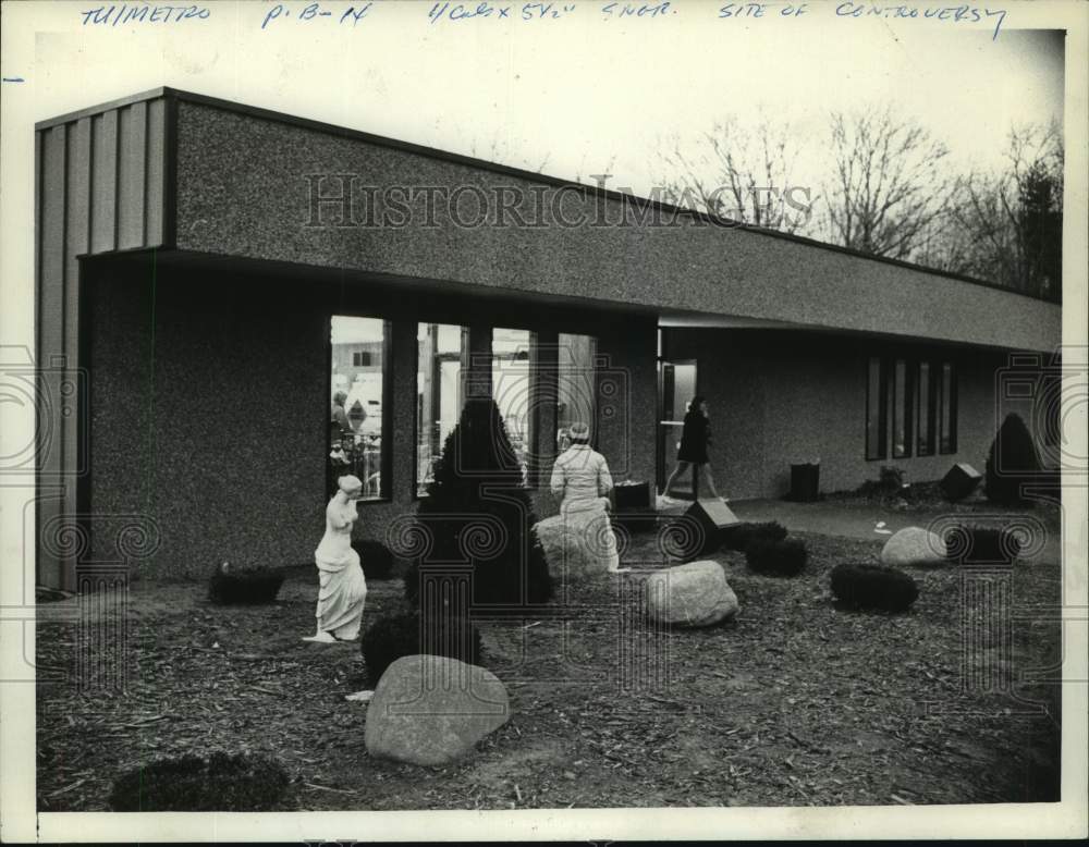 1973 Northway 10 Medical Center, New York - Historic Images