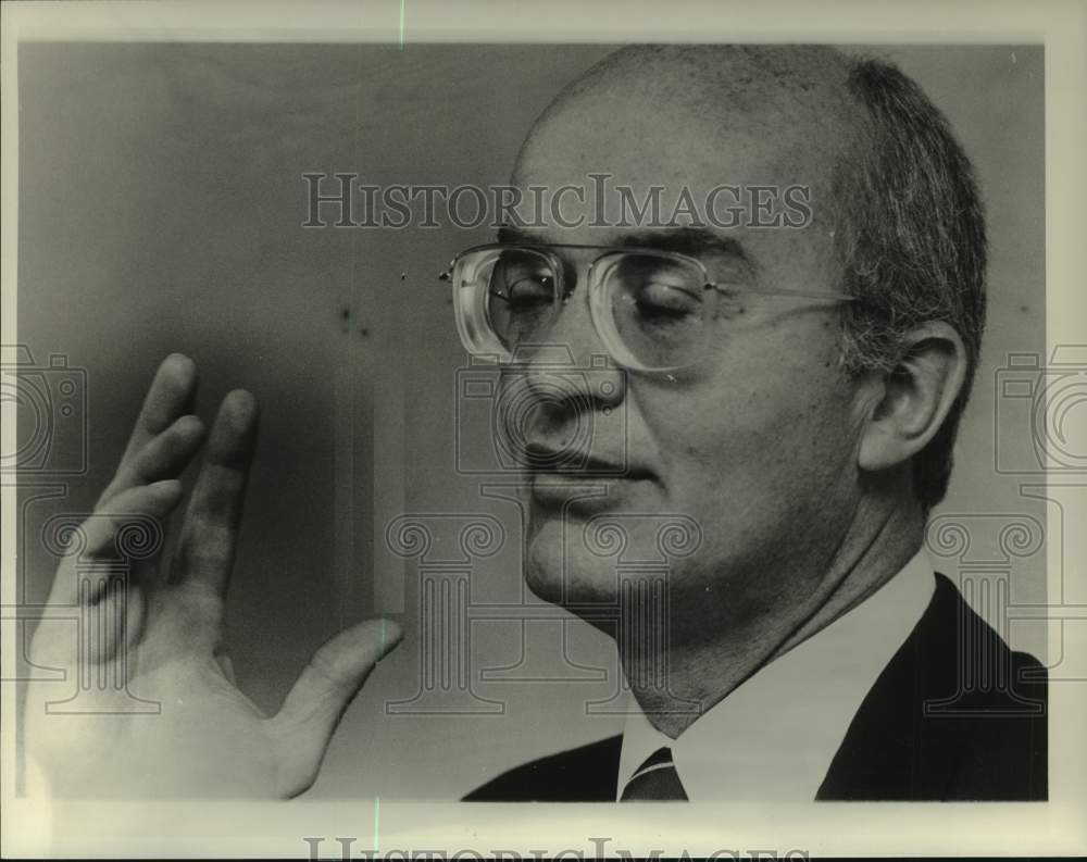 1984 Press Photo James Watt, Secretary of the Interior - tua15578 - Historic Images