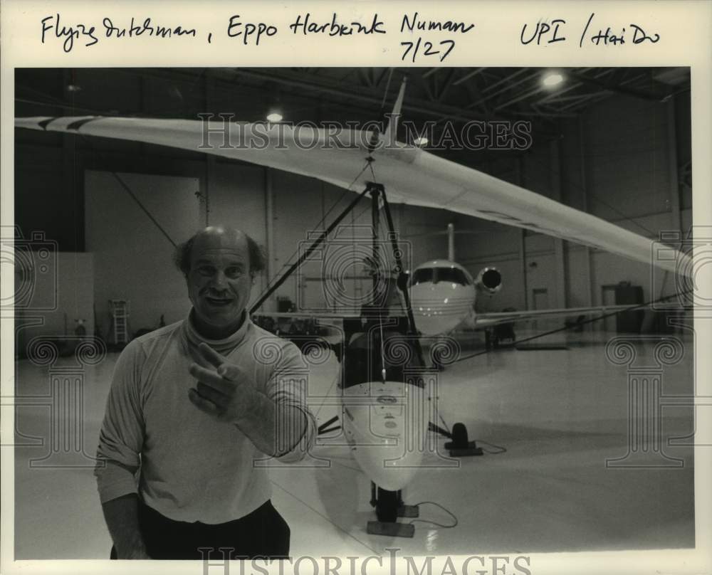 1990 Press Photo Eppo Harbrink Nunan with ultralight aircraft in New York - Historic Images