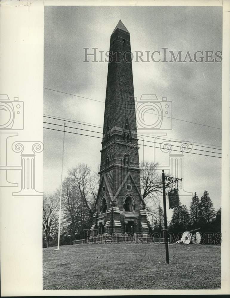 Press Photo The Saratoga Battle Monument in Schuylerville, New York - tua15886 - Historic Images