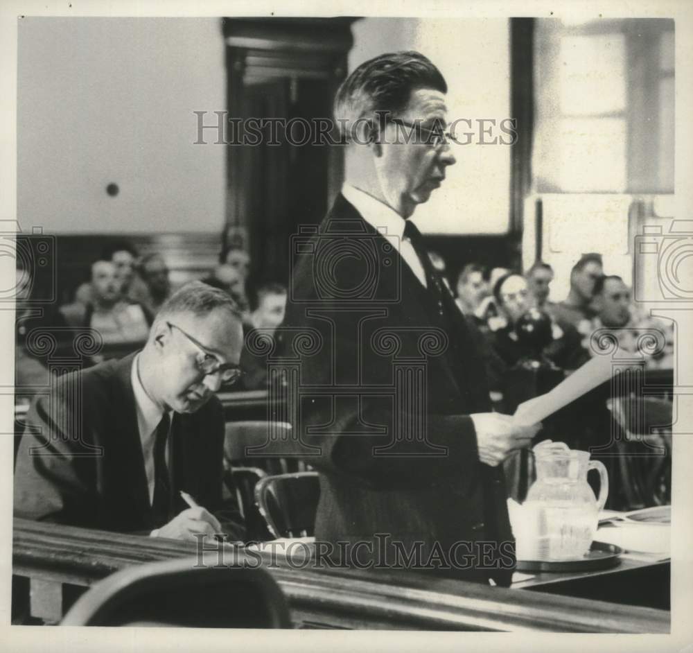 1958 Press Photo New York City attorney Henry Clifton, Jr and Arthur H Vinett-Historic Images