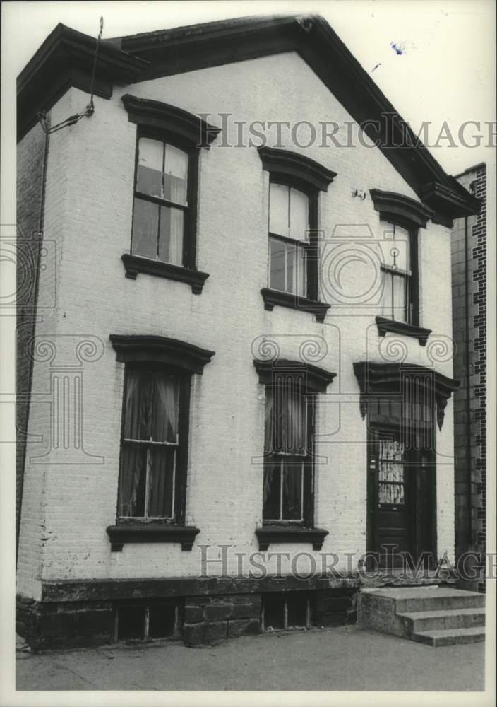 1979 Press Photo Brick home on Barrett Street in Schenectady, New York - Historic Images