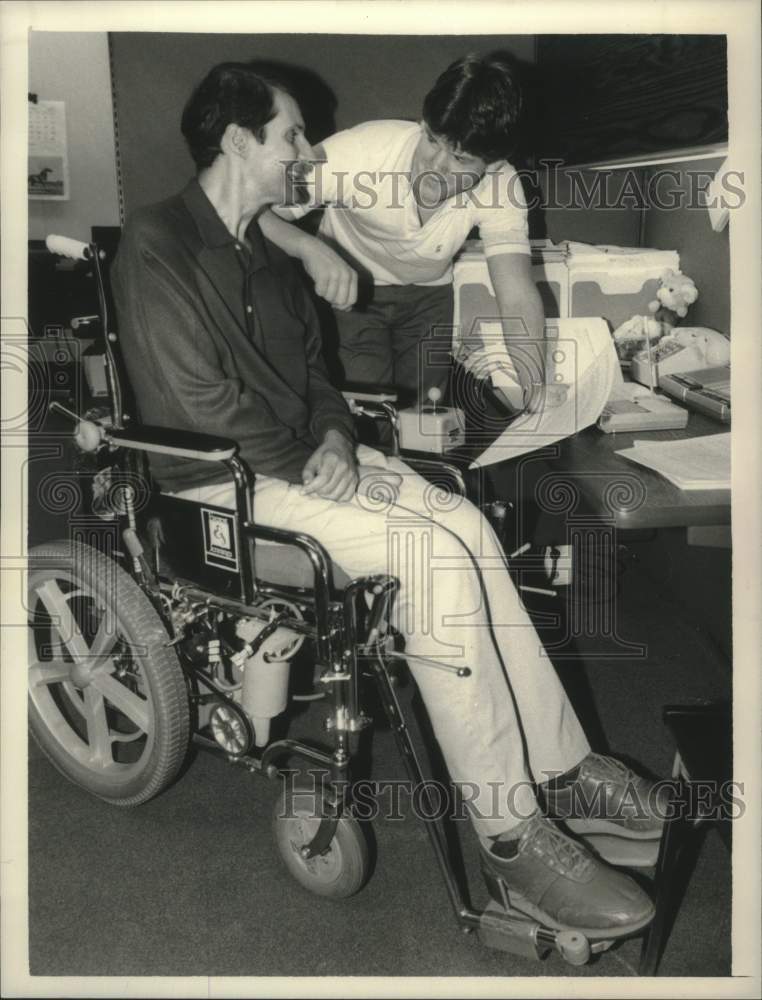1985 Press Photo Rick Sartone &amp; Rick Endress at CP Center in Albany, New York - Historic Images