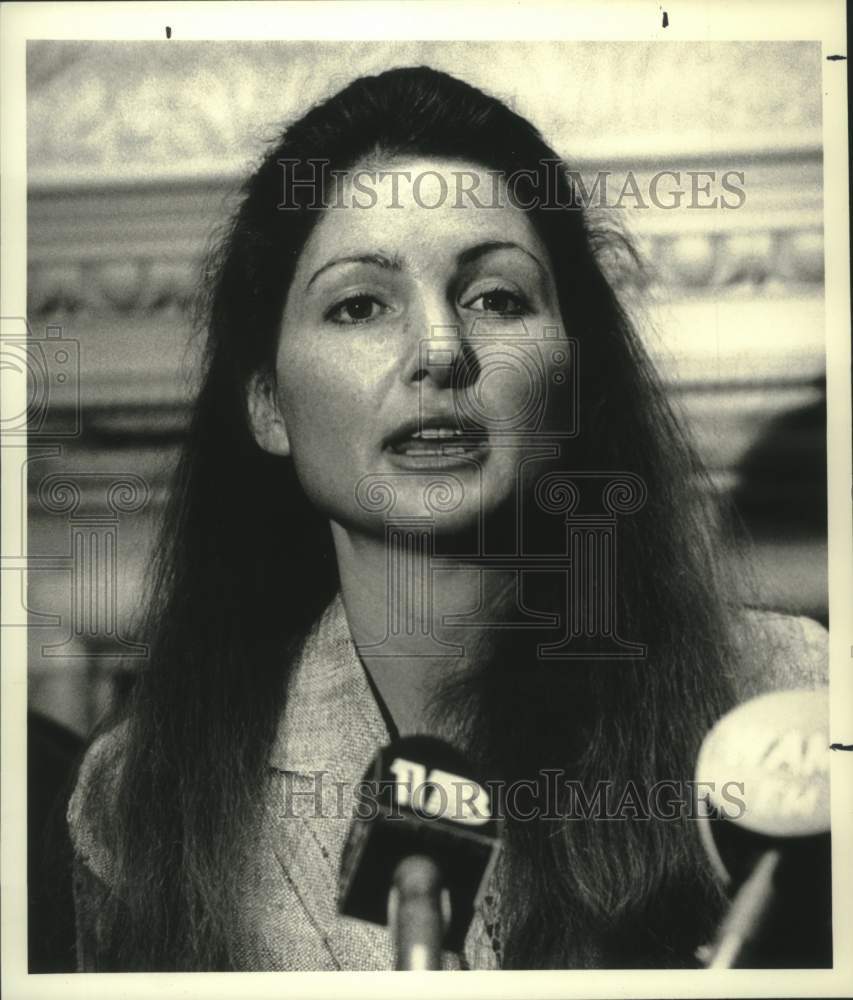 1987 Press Photo Carol Bollinger-Sasaki, Rockefeller College of Government, NY - Historic Images