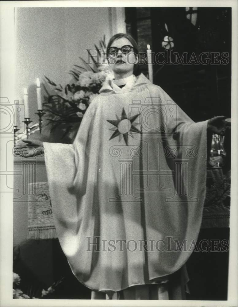1975 Press Photo Reverend Alice Moberg-Sarver, New York - tua16135 - Historic Images