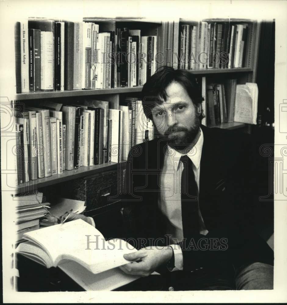 1985 Press Photo Larry Schell, State University of New York (SUNY), Albany - Historic Images