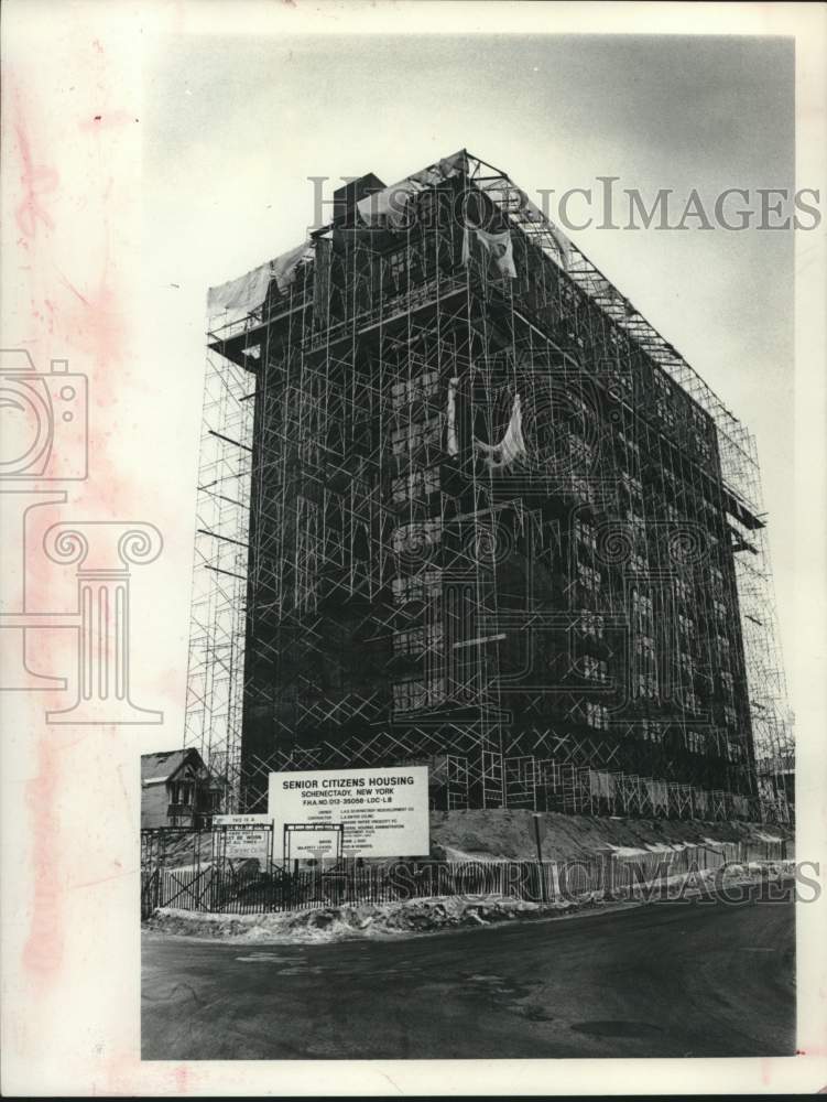 1978 Press Photo Construction of senior citizen housing in Schenectady, New York - Historic Images