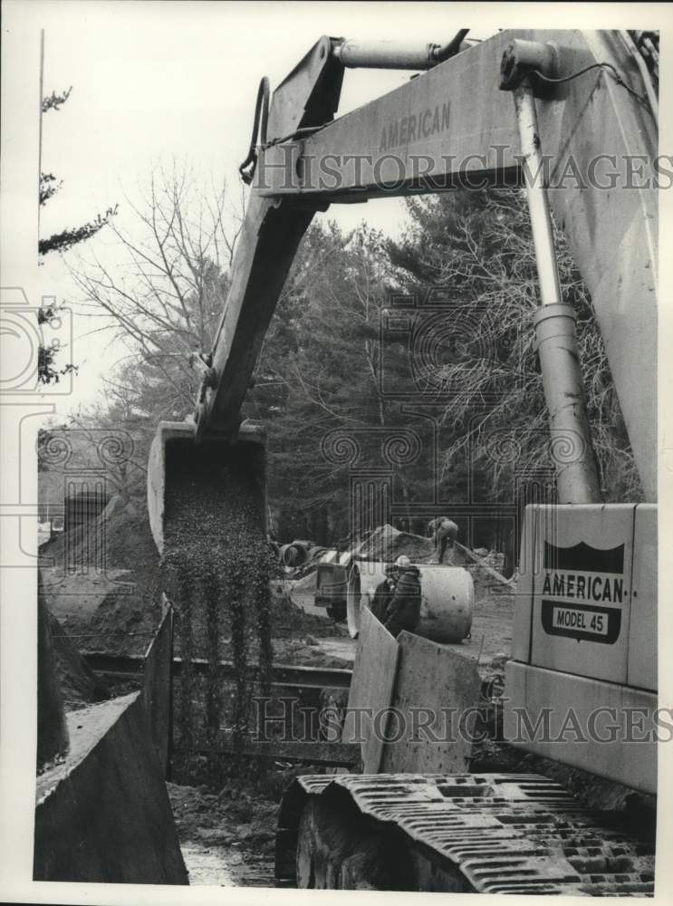 1979 Press Photo Construction crew works on Schenectady, New York sewer system - Historic Images