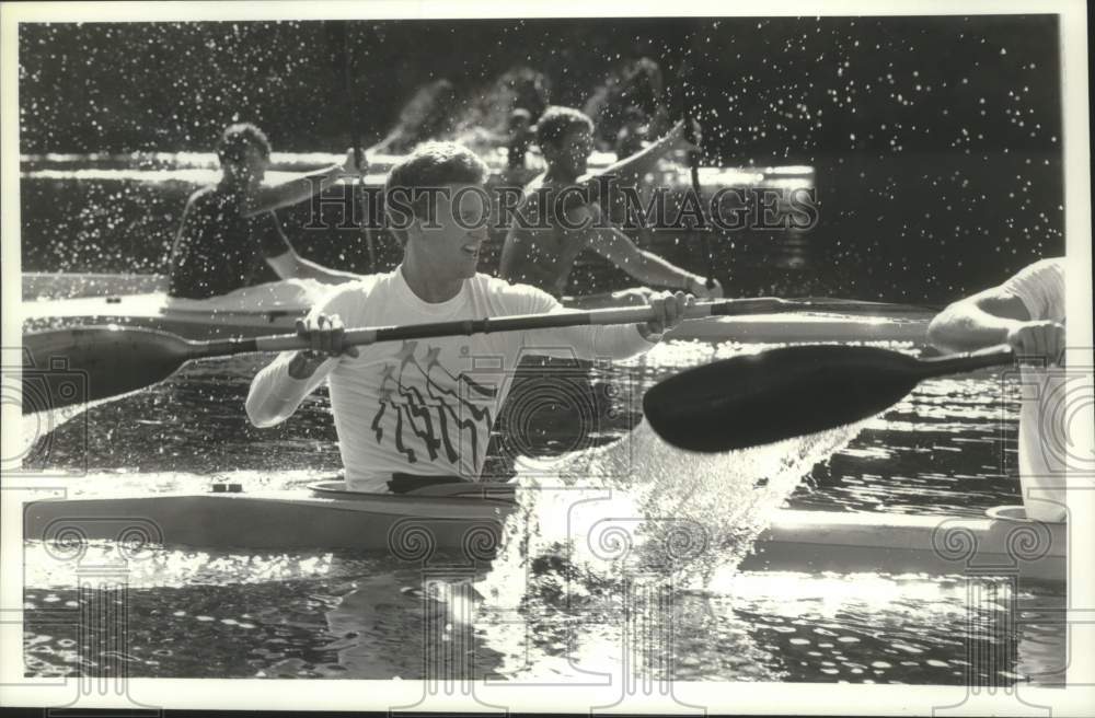 1991 Press Photo Jim Schreiner rowing during regatta in New York - tua16322 - Historic Images