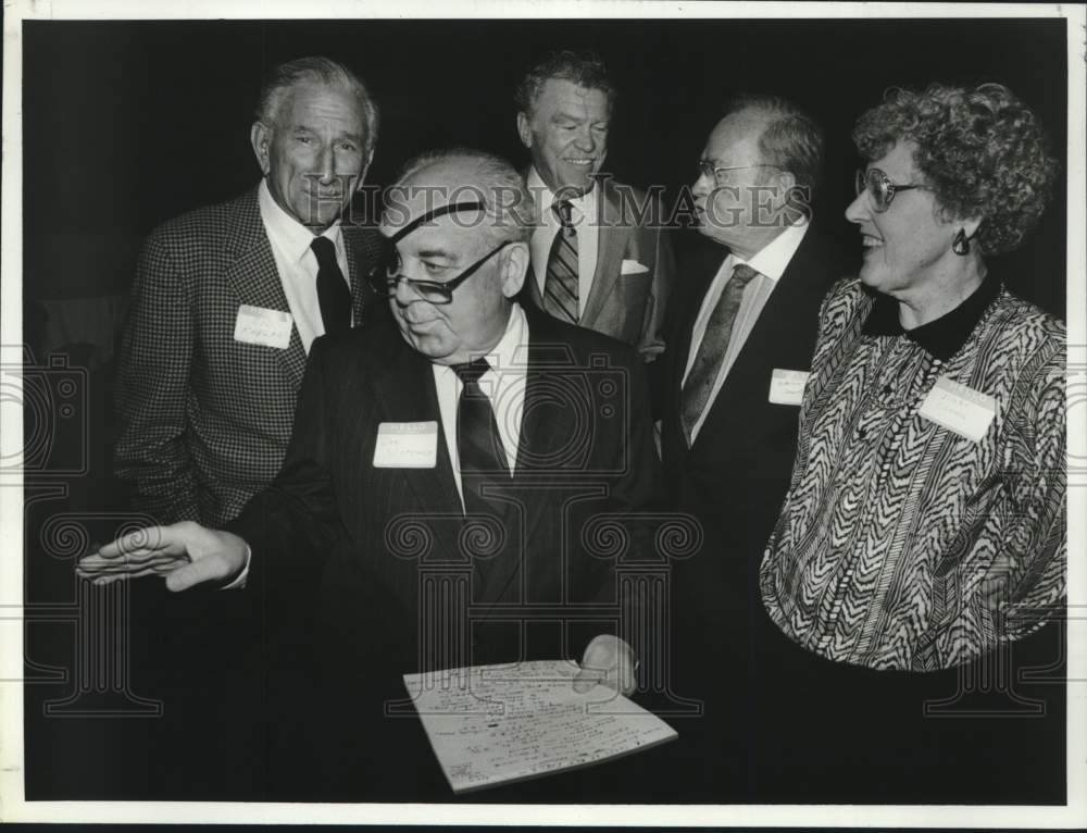 1990 Press Photo Service Corps of Retired Executives (SCORE) meeting, Albany, NY - Historic Images