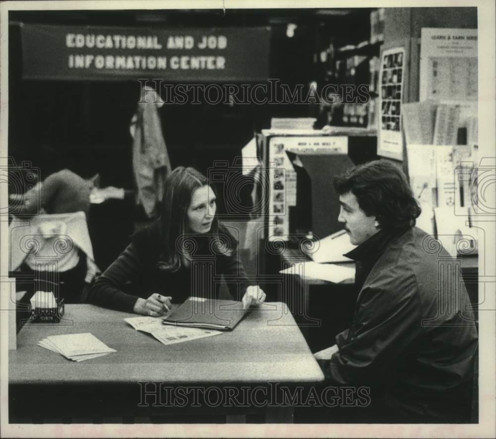 1979 Press Photo Schenectady NY County Library Educational & Job Info Center - Historic Images