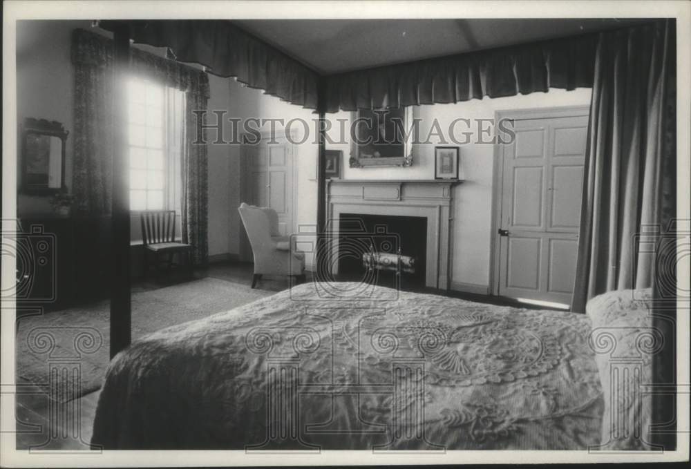 Press Photo Interior photo of bedroom with fireplace - tua16790 - Historic Images