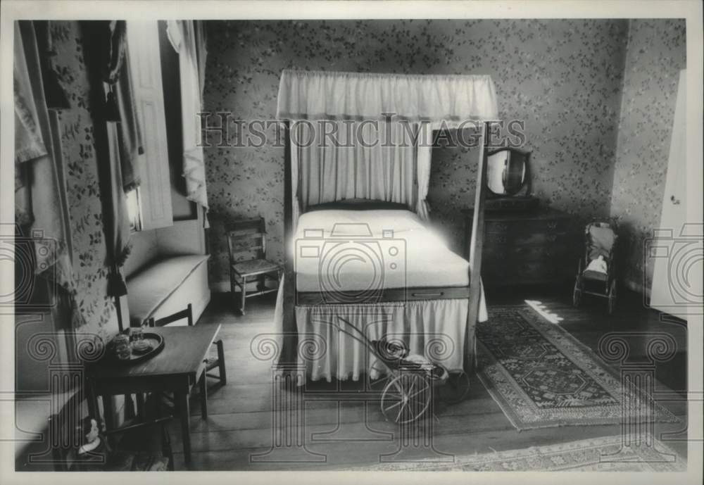 Press Photo Interior photo of nursery in house - tua16793 - Historic Images