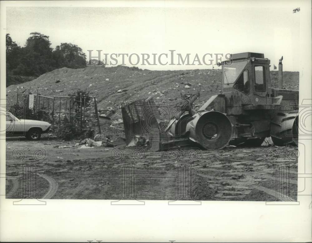 1980 Press Photo Schenectady, New York landfill on Cheltinham Avenue - tua17044 - Historic Images