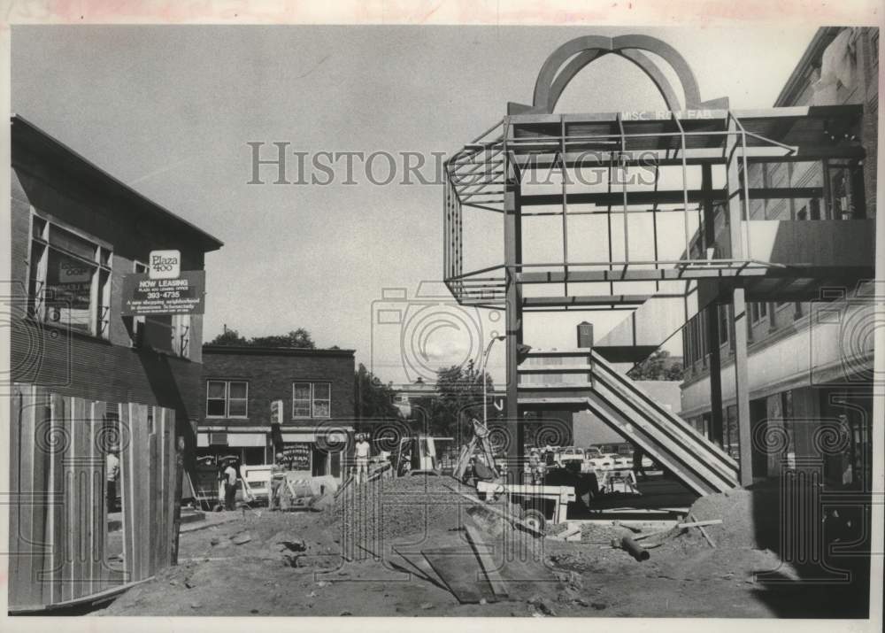 1980 Press Photo Construction of 400 Plaza, Smith Street, Schenectady, New York - Historic Images