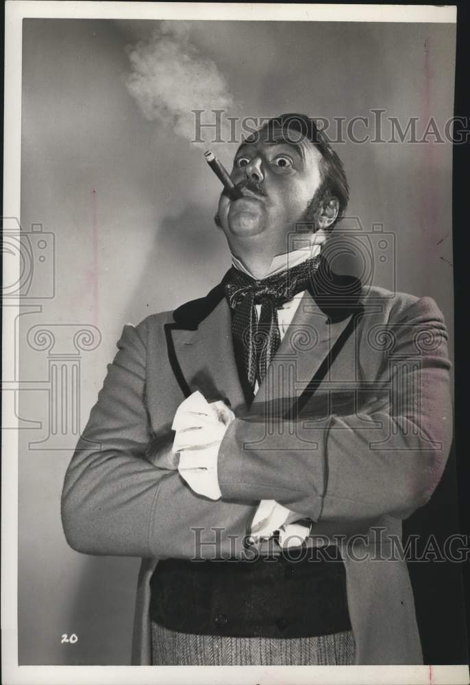 1956 Press Photo Actor Willard Waterman, arms folded, smokes a cigar - tua21658-Historic Images