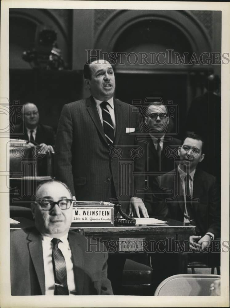 1969 Press Photo Moses Weinstein, 25th A.D. Queens County speaks at hearing- Historic Images