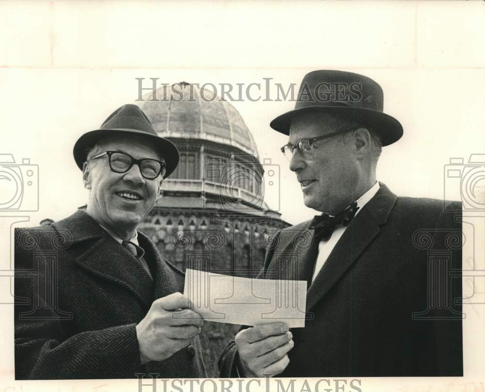 1972 Robert E. Dirks & Edward S. Waters in New York - Historic Images