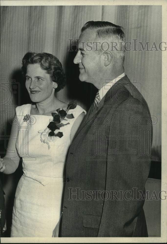 1961 Press Photo Dean Edward J Sabol and his wife at an event - Historic Images