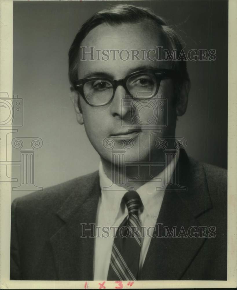 1974 C Roderick O&#39;Neil, Executive Vice President Manufacturers Trust - Historic Images