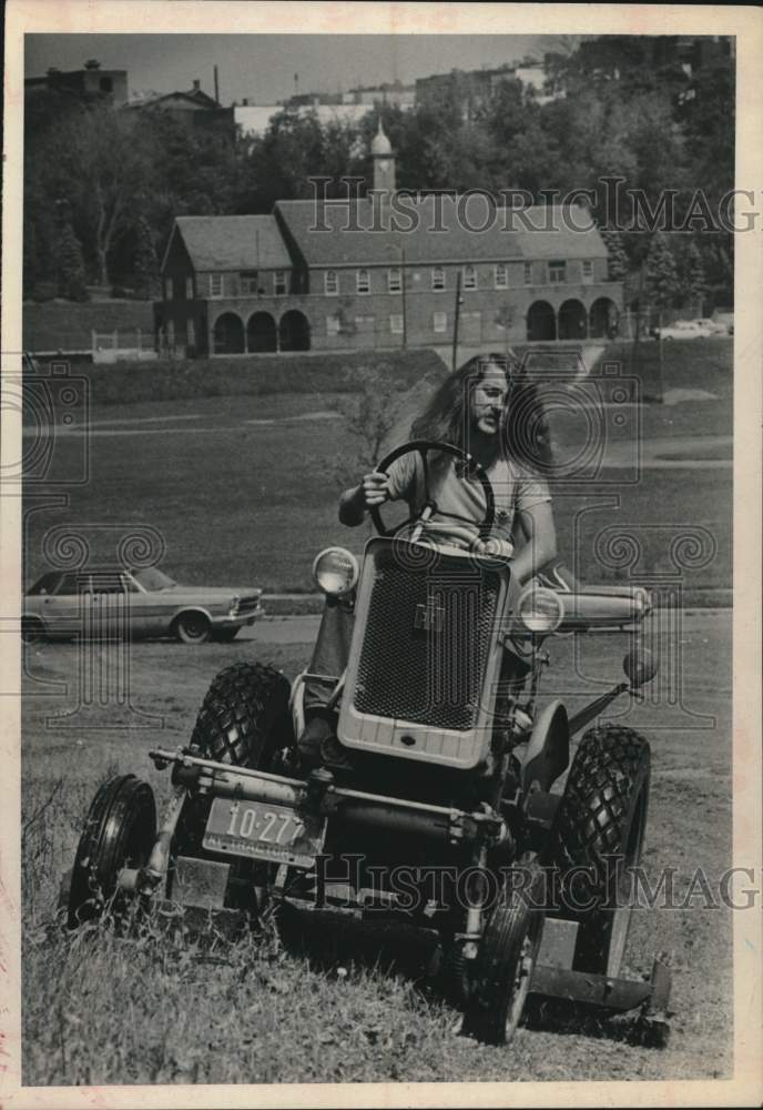 1972 Worker mows grass in Lincoln Park, Albany, New York - Historic Images