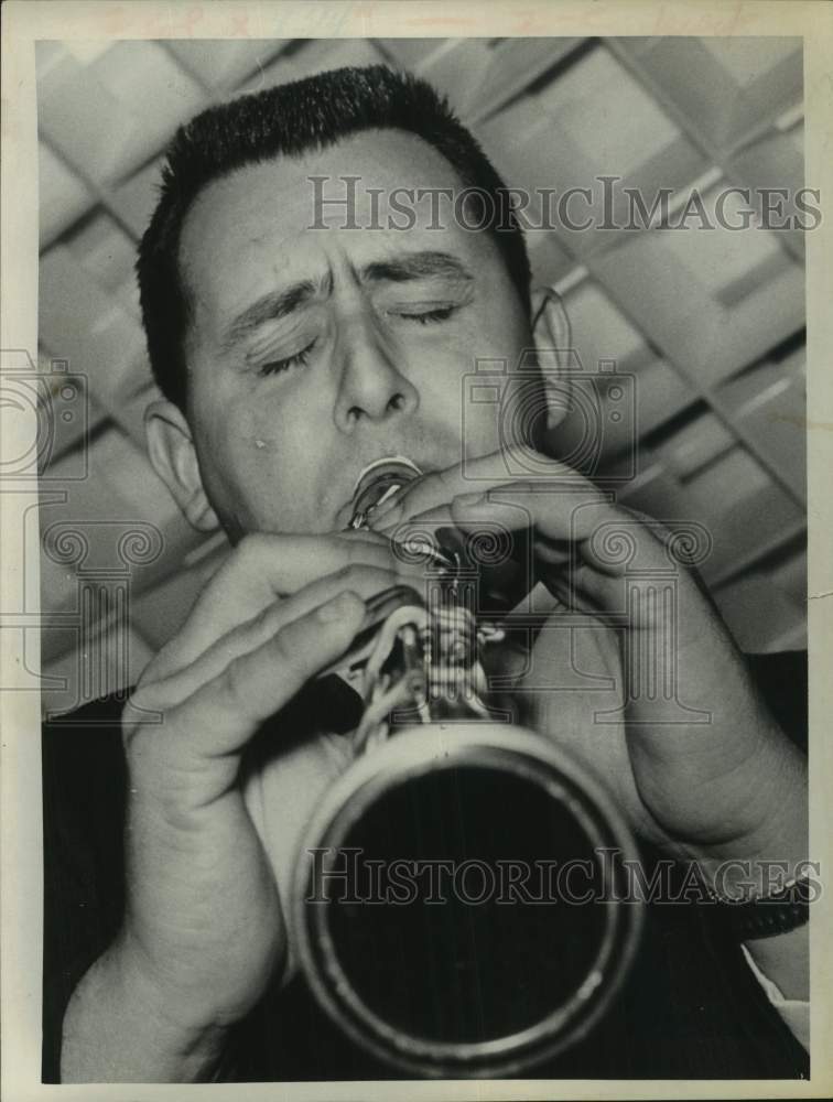 1963 Clarinetist Skip Parsons performs at Musician&#39;s Ball, New York - Historic Images