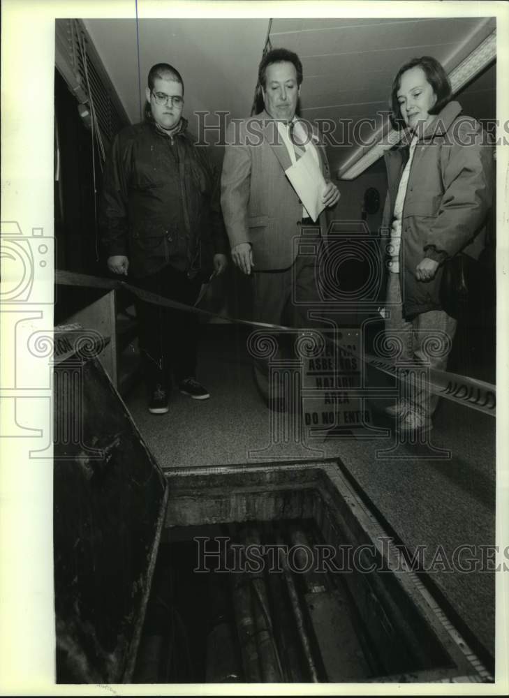1992 Officials tour deteriorating school in Clifton Park, New York - Historic Images